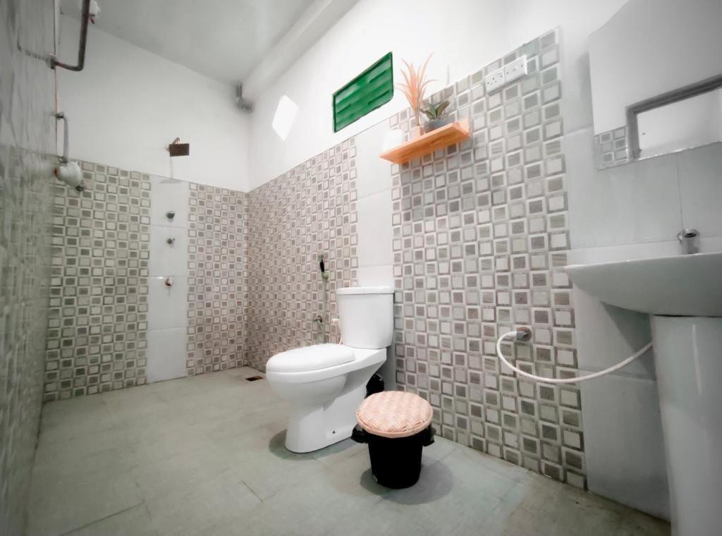 Bananas Mirissa Hotel Екстериор снимка
